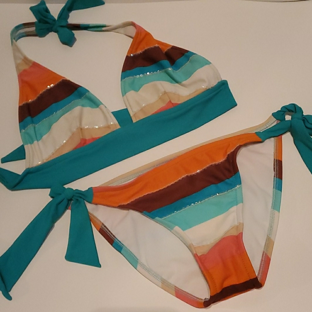 Bathing suit
